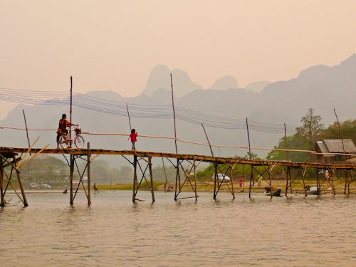 river-crossing-vang-vieng-laos-5200849